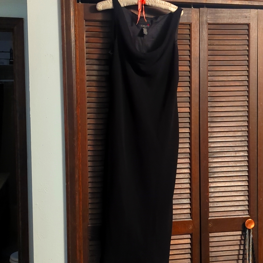 Dressy long gown with sequin trim